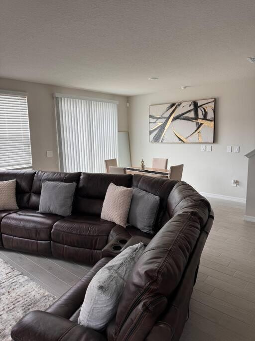 Townhome Vacay In 卫斯理堂 外观 照片